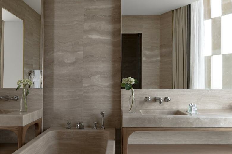 Royal Champagne Hotel & Spa