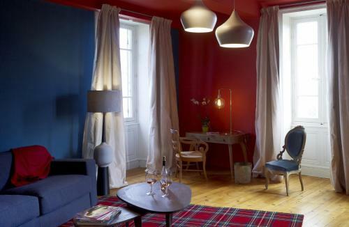 Hostal Demeure Des Monts D'or