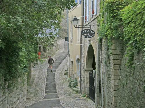 Charming Cottage Near Faucon With Private Terrace