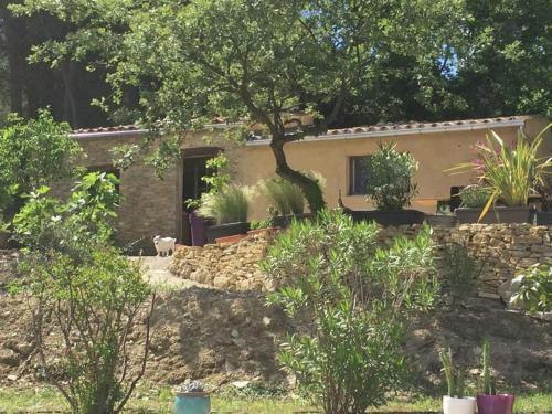 Charming Cottage Near Faucon With Private Terrace