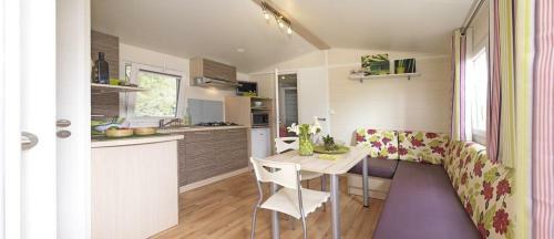 Camping De La Plage De Cleut-rouz