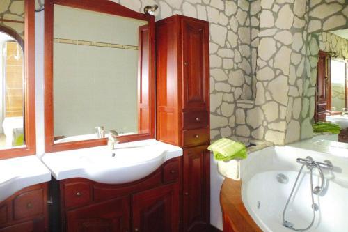 Holiday Home Hillion - Bre02601-f