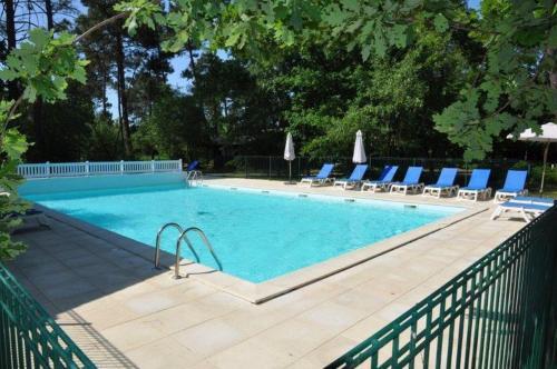 Pavillon Dans Marina Piscine Collective - 186702