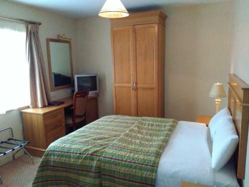 Fairhill House Hotel