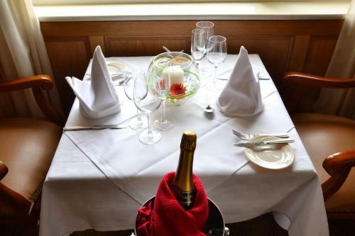 Fairhill House Hotel