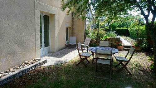 Bed & Breakfast Chambres D'h�tes Du Domaine De Lansac