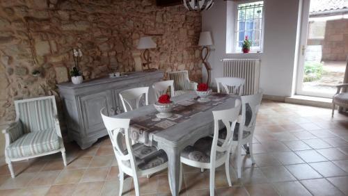 Bed & Breakfast Chambres D'h�tes Du Domaine De Lansac