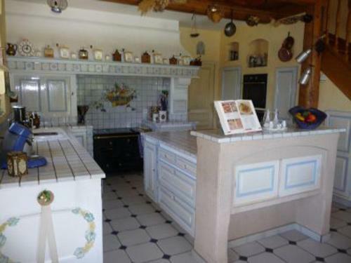 Les Baux De Provence Villa Sleeps 8 Pool Wifi