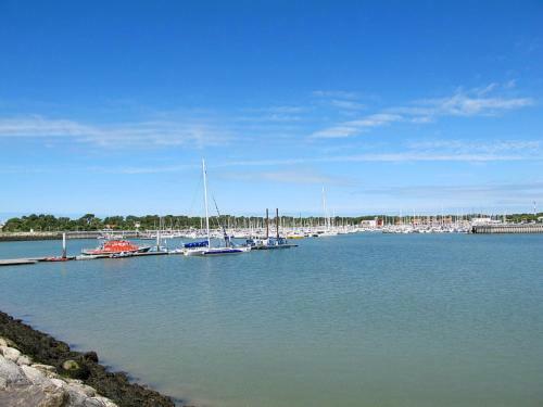 Holiday Home Jo�lle (vdm100)