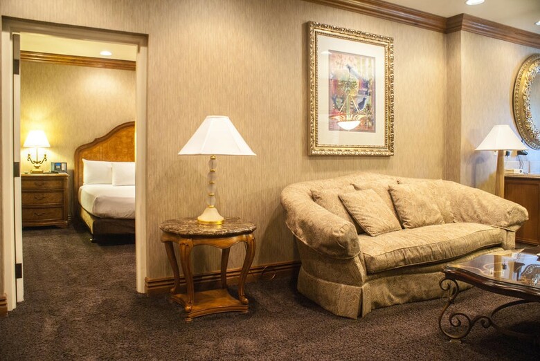 Gold Coast Hotel & Casino