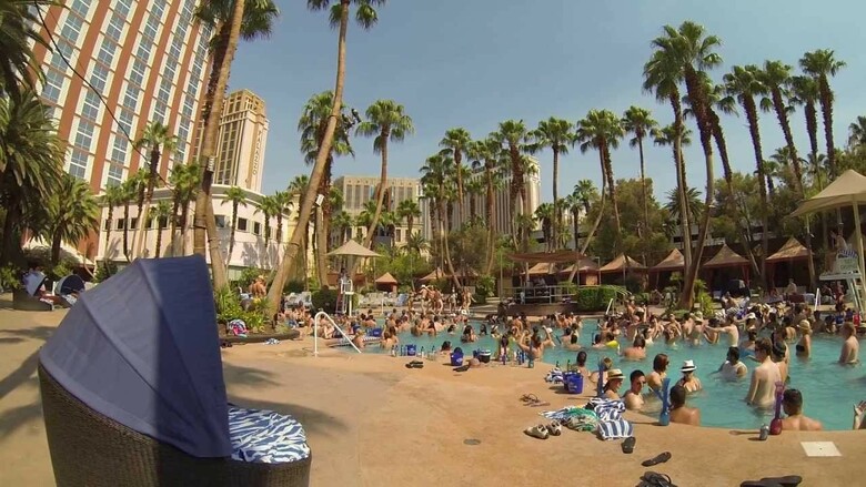 Hotel Treasure Island
