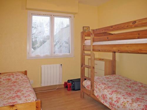 Holiday Home Ferienhaus (sja101)