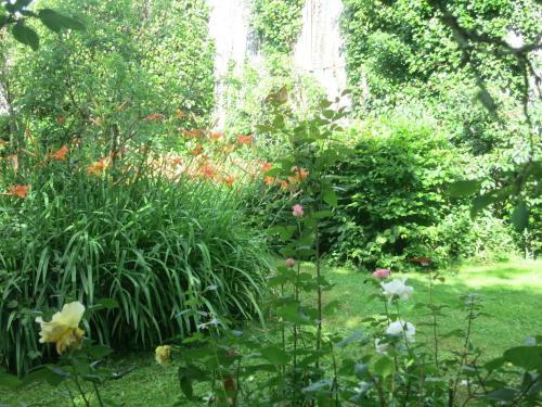 Hostal Les Jardins De Lily