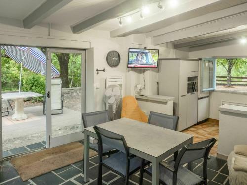 Cozy Cottage In Uzer With Swimming Pool