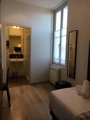Hotel Les Bains Boyardville - H�tel Et Restaurant