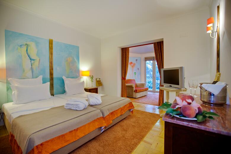 Hotel � Fonte Santa