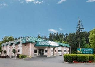 Hotel Quality Inn & Suites
