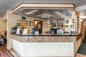 Hotel Quality Inn & Suites
