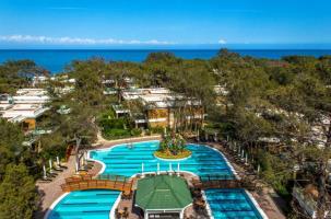 Hotel Nirvana Lagoon Villas Suites & Spa
