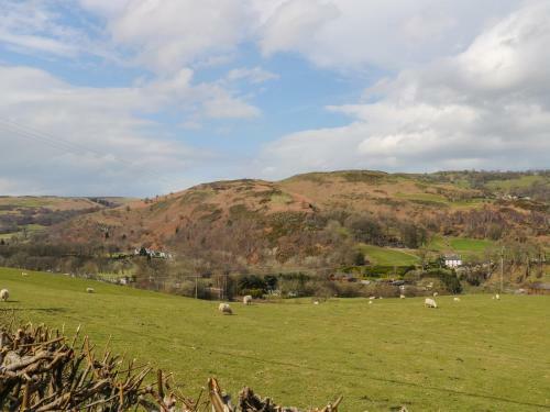2 Tan Y Ffordd, Corwen