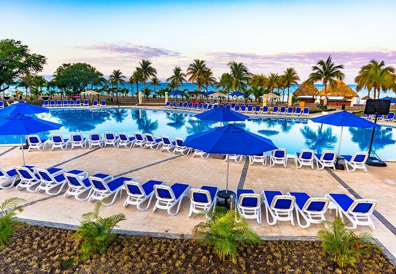 Hotel Royal Decameron Indigo Beach