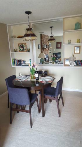 Hostal Window Hill