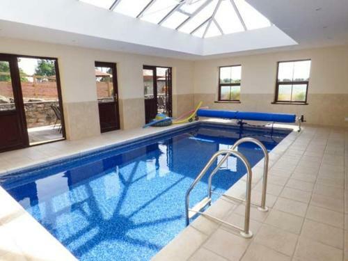 Ty Newydd, Welshpool