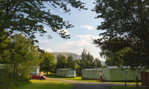 Waterfoot Park
