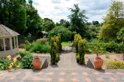 Bed & Breakfast Holywell House B & B