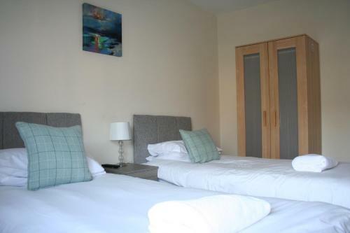 Hostal Dalkeith Five Bedroom House