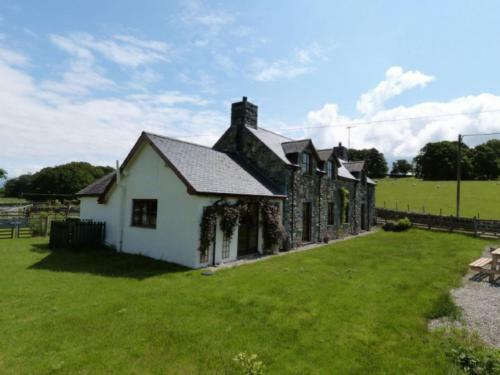 Holiday Home Maes Remyr