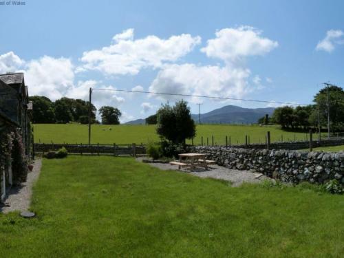 Holiday Home Maes Remyr