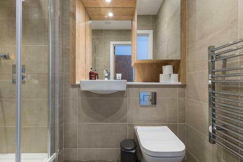 Colindale 3 Bed Luxury Apartment