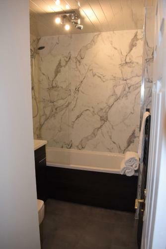 Kelpies Serviced Apartments - Cameron