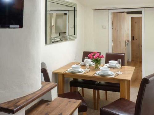 Larksworthy Cottage