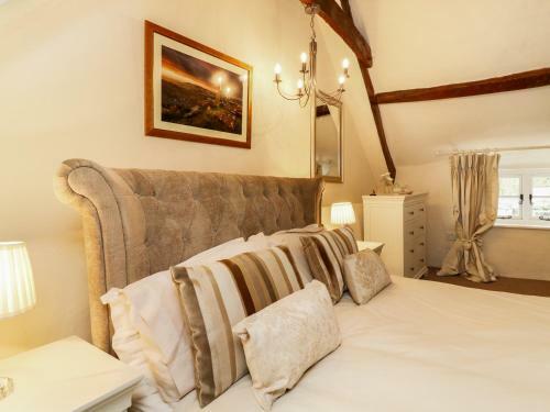Larksworthy Cottage