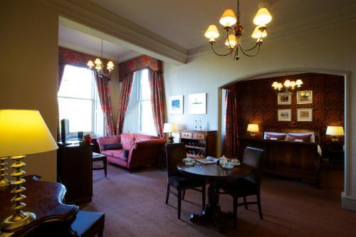 Agroturismo Stonefield Castle Hotel ?a Bespoke Hotel?