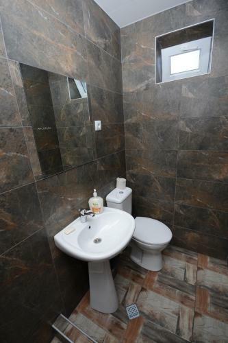 Hostal Olimpo Guest House