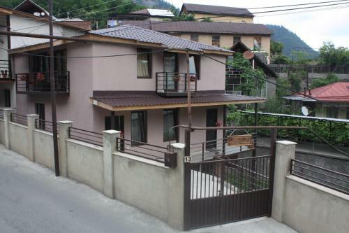 Hostal Sunny Days Borjomi