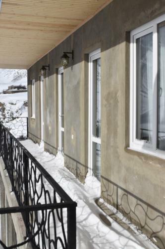 Hostal Traveler Kazbegi Guesthouse