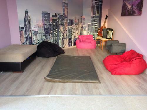 Albergue Check Inn Hotel