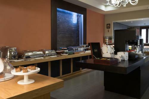 Lagadia 4 Seasons Hotel