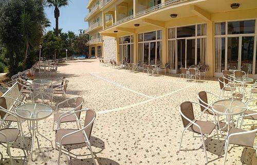 Nireus Hotel