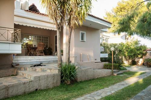 Villa Bellezza With A Large Yard And Bbq.