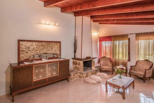 Anemos House