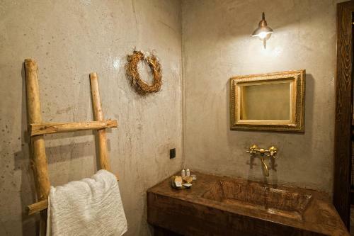 Hostal Montanema Handmade Village