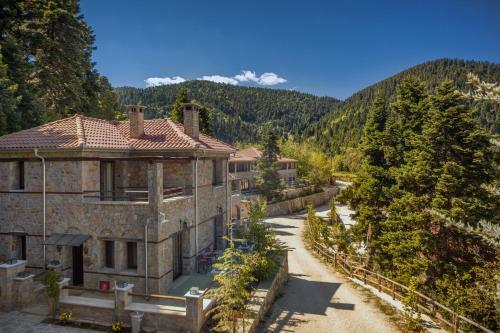 Hostal Montanema Handmade Village