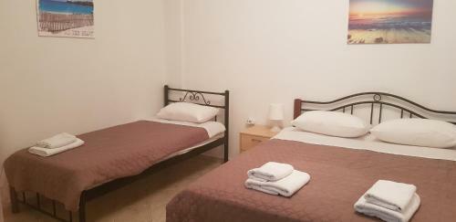 Nea Peramos Apartment 80m From The Beach