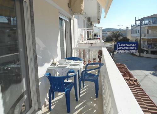 Leonidas Apartments