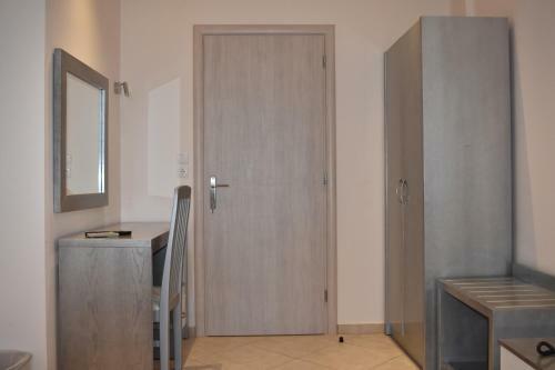 Marinis Boutique Aparthotel